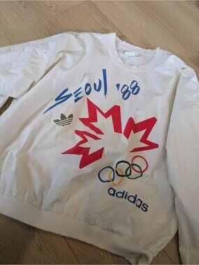 1988 Vintage Seoul Olympics Adidas Sweater Size L